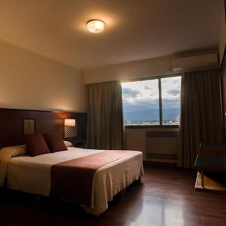 Hotel Victoria Plaza Salta Buitenkant foto